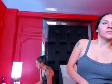 Freechat aliceandsia on Chaturbate