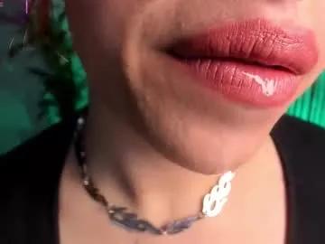 Freechat bri_von_dhara_ on Chaturbate