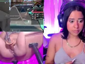 Freechat ginakurt_ on Chaturbate