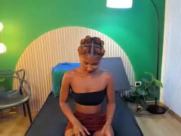 Freechat halleylorens on Chaturbate