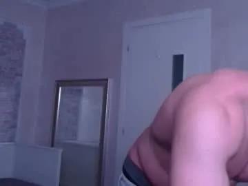 Freechat ivanhydee on Chaturbate