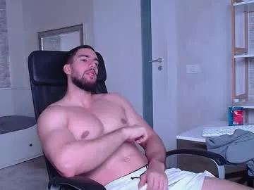 Freechat ivanhydee on Chaturbate