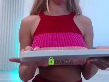 Freechat kissabella on Chaturbate