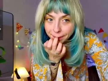 Freechat lavenly on Chaturbate