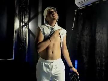 Freechat mr_maximo on Chaturbate