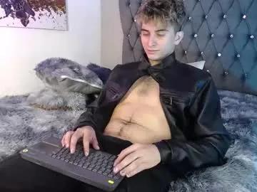 Freechat mr_williseo on Chaturbate