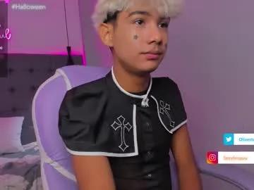 Freechat olivertwinky_ on Chaturbate