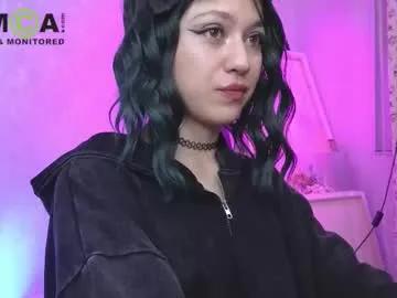 queenofwandss on Chaturbate 