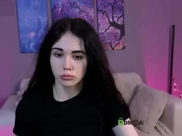 riley_sanders — GOAL: play tits [555 tokens remaining]  welcum to my room  #lesbian #shy #lovense #pvt #18