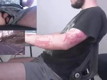 Freechat saat_hiel on Chaturbate