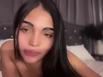 Freechat sexyadrianaqueents on Chaturbate