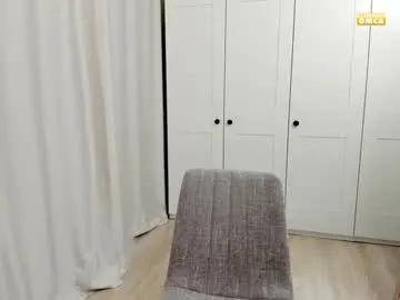 Freechat snowww_white on Chaturbate