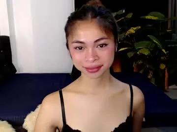 Freechat suckablechick on Chaturbate