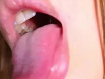 Freechat sweetymolli on Chaturbate