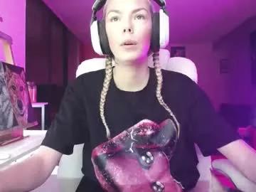 Freechat tinykylie on Chaturbate