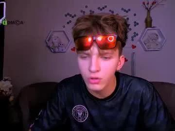 Freechat travis_wolf_ on Chaturbate