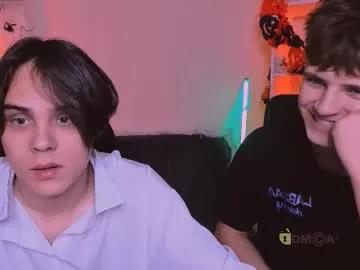 Freechat travis_wolf_ on Chaturbate