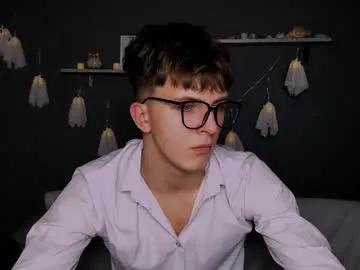 Freechat travis_wolf_ on Chaturbate