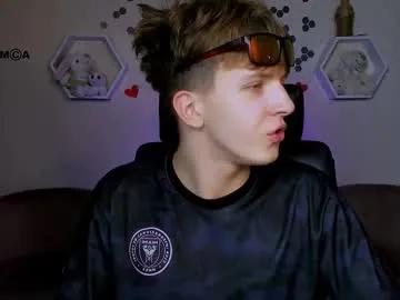 Freechat travis_wolf_ on Chaturbate