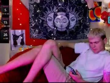 Freechat xavier_night81 on Chaturbate