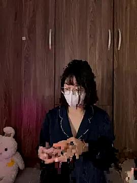 StripChat ___SuRi is Freechat ___SuRi — Help Minzy a Happy Day <3 ThankUSoMuch 3