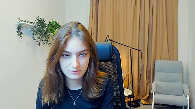 AnaHarral on StripChat 