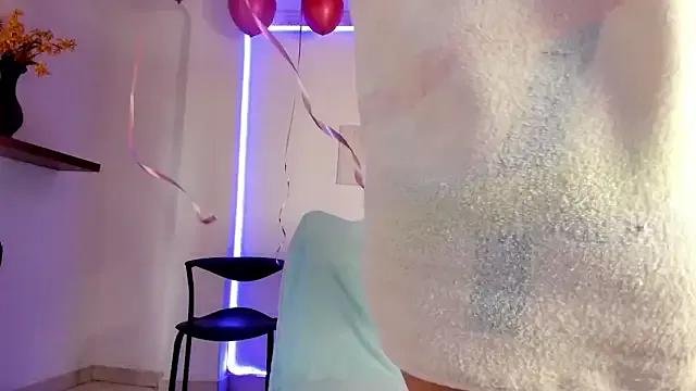 anniesweet- —  squeeze all squirt out of my pussy