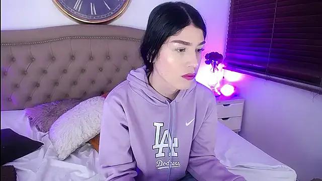 Freechat AuroraRicci on StripChat