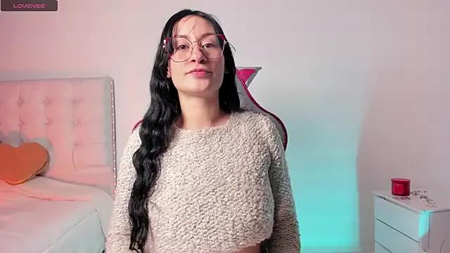 clover_tter_ — kis my dildo