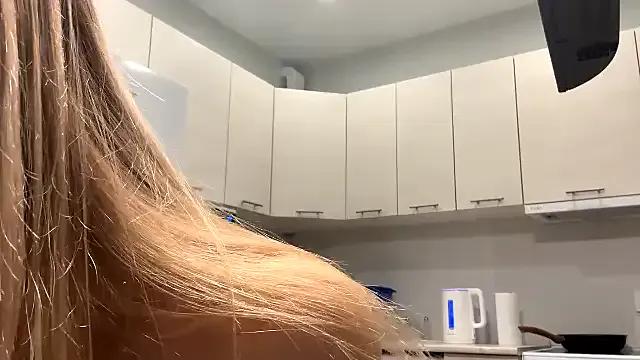 StripChat Denni_Spilber is Freechat Denni_Spilber — Lower my shorts --- Show a basic belly rol