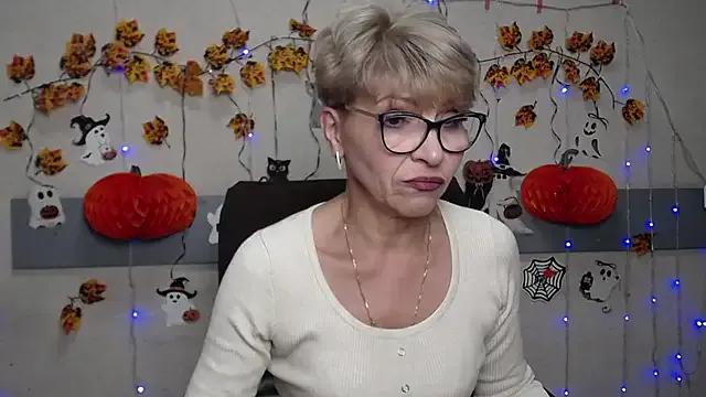 Freechat EllaBonito on StripChat