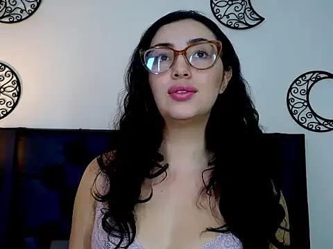 Freechat EvoletFMK on StripChat