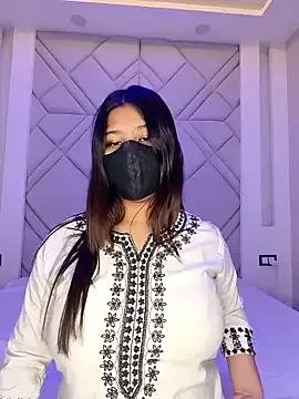 StripChat GFndBF is Freechat GFndBF — Nude erotic dance with face