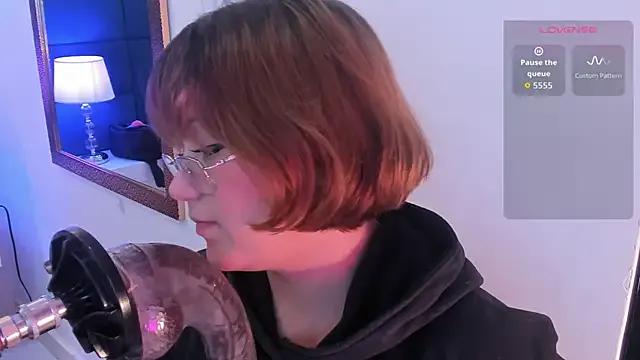 Freechat isa_grey_ on StripChat