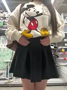 Freechat Isabella21_ on StripChat