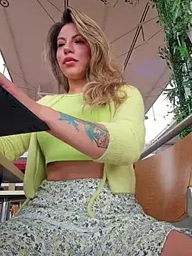 Karen_San_Miguel — Flash panties on Street 