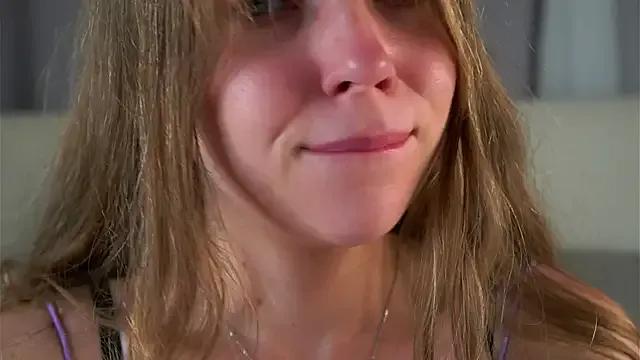 KarriBrownd on StripChat 