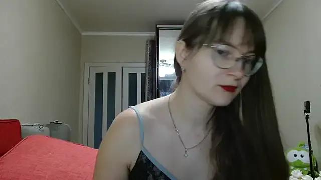 StripChat KiraGoldens is Freechat KiraGoldens — stand doggy style without panties