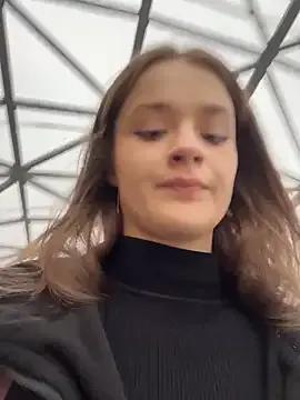 KittyQueeny on StripChat 