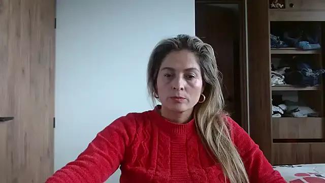 linda-mature43 — full nake masturbacion squirt