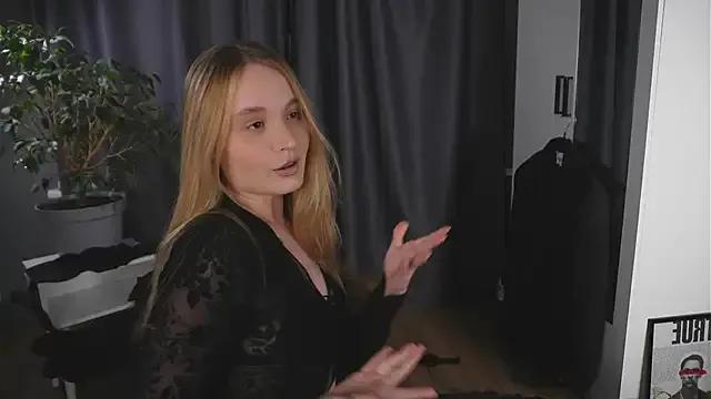 Private lisa_schiele on StripChat