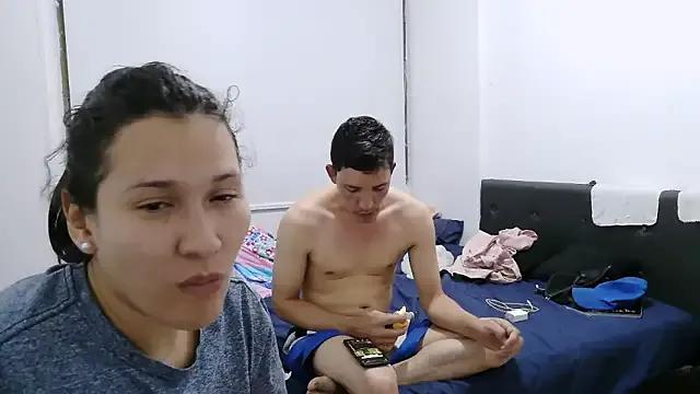 Freechat luxandracon23 on StripChat