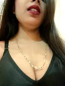 Maahhii_2 — Show Pusssy