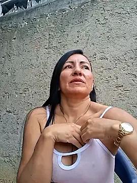 maturexxxnaughty — I fuck my delicious pussy on the street