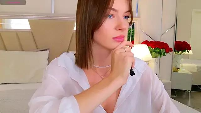 Freechat MeganMour on StripChat