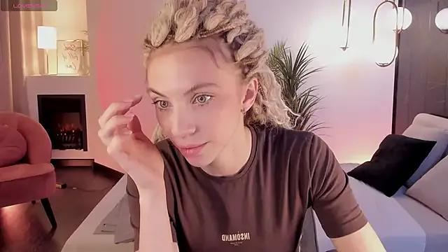 Freechat mia_silkk on StripChat