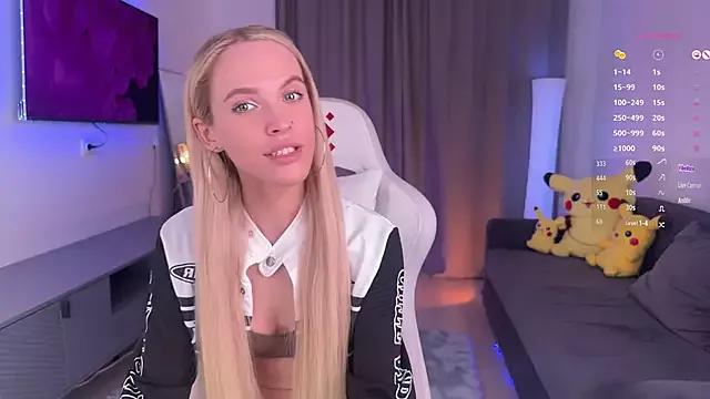 Freechat mikkixmeow on StripChat