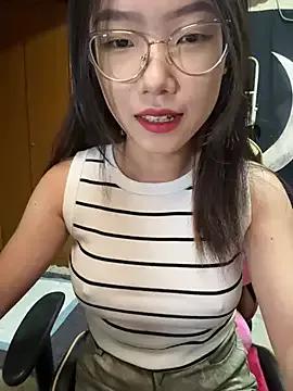 Freechat Nami-OP on StripChat