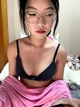 Freechat Nami-OP on StripChat