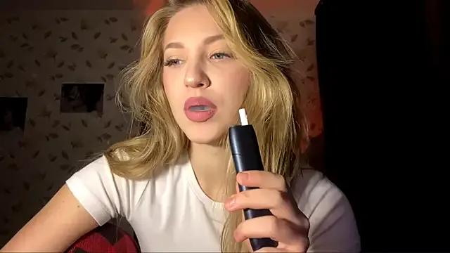 StripChat OrethaEredia is Freechat OrethaEredia — Lower my shorts Show a basic belly roll